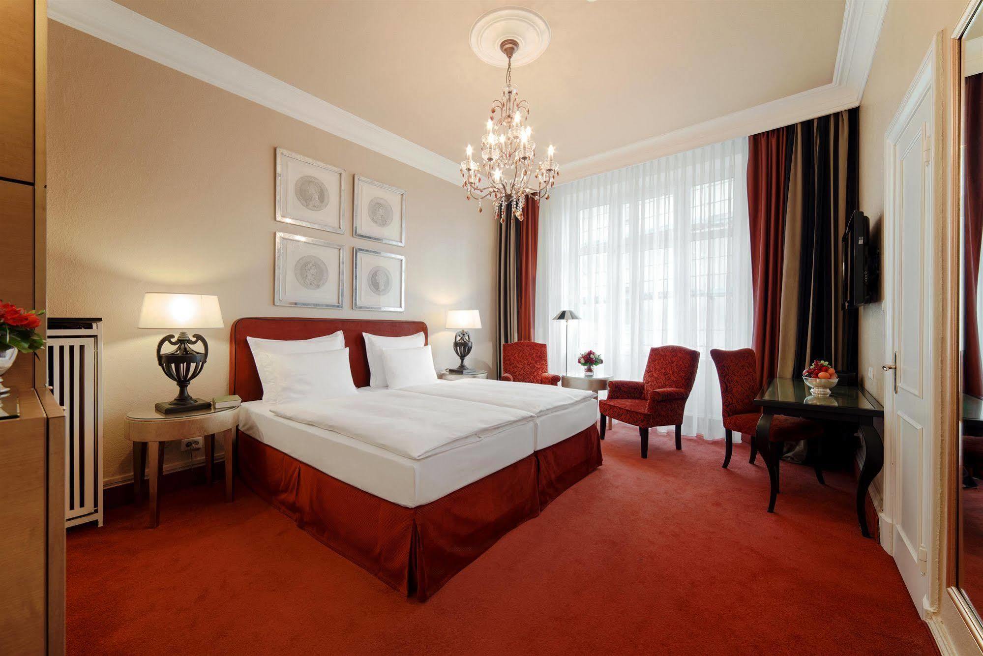 המבורג Romantik Hotel Das Smolka מראה חיצוני תמונה